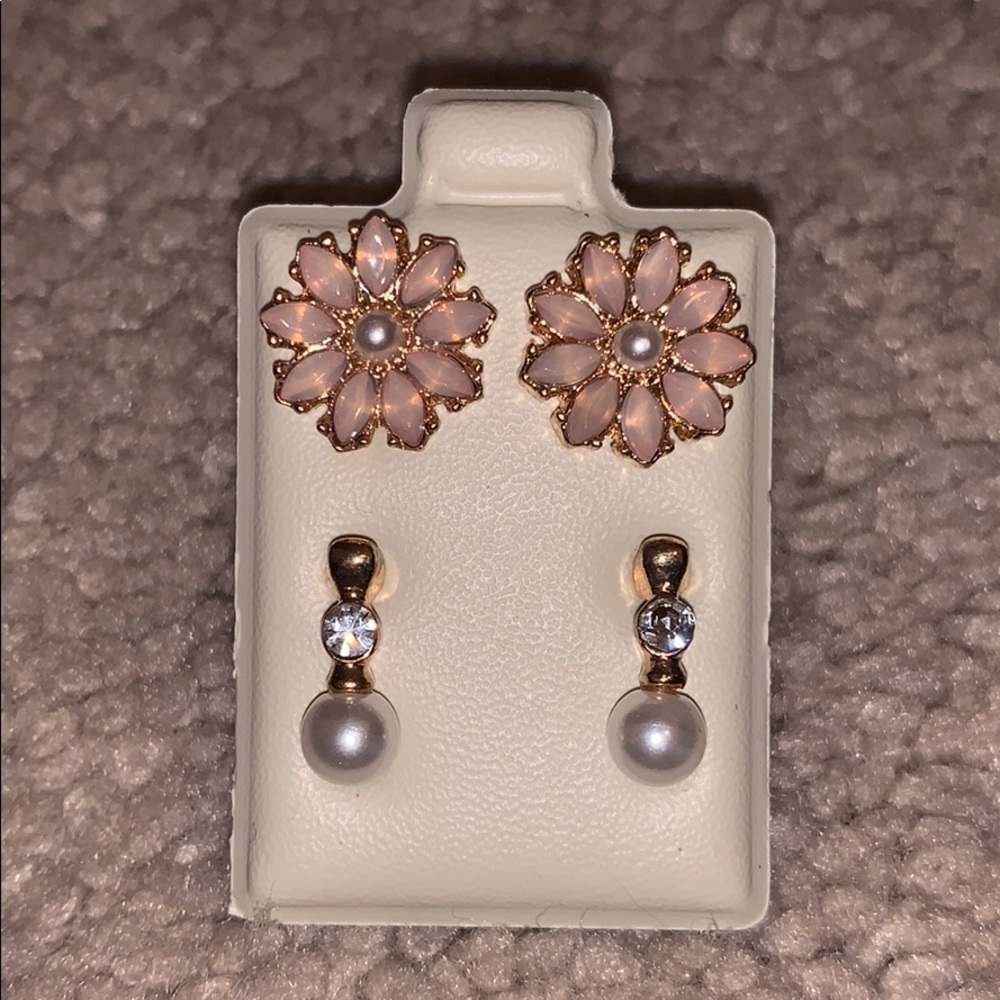 Pearl Dangle & Flower Stud